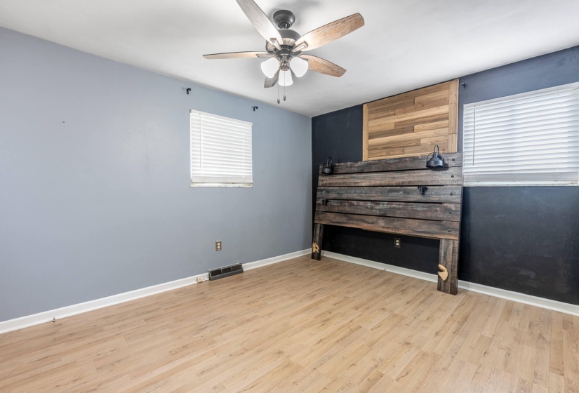 722 Dwight-15