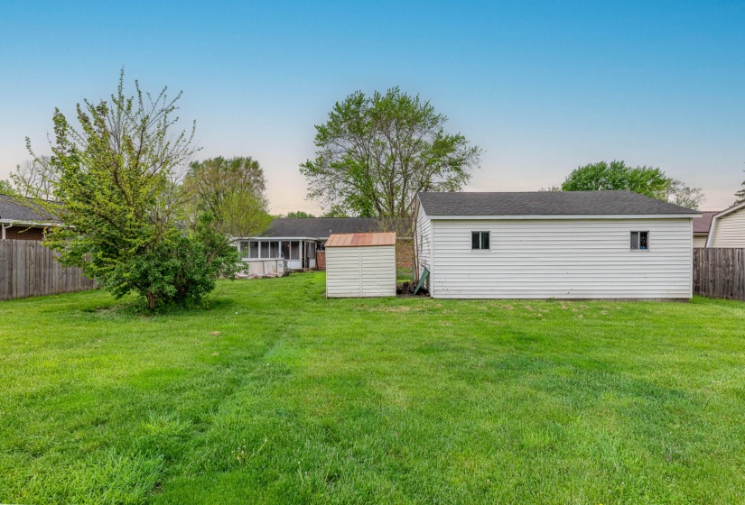 722 Dwight-26