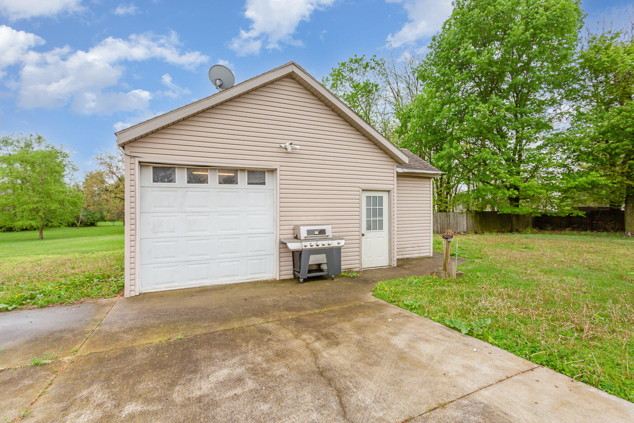 552 Cooper Avenue, Bellefontaine, Ohio 43311
