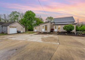 552 Cooper Avenue, Bellefontaine, Ohio 43311, 3 Bedrooms Bedrooms, ,2 BathroomsBathrooms,Residential,For Sale,Cooper,1038536