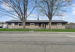 141 Madison Avenue, Urbana, Ohio 43078, 4 Bedrooms Bedrooms, ,3 BathroomsBathrooms,Residential,For Sale,Madison,1038537