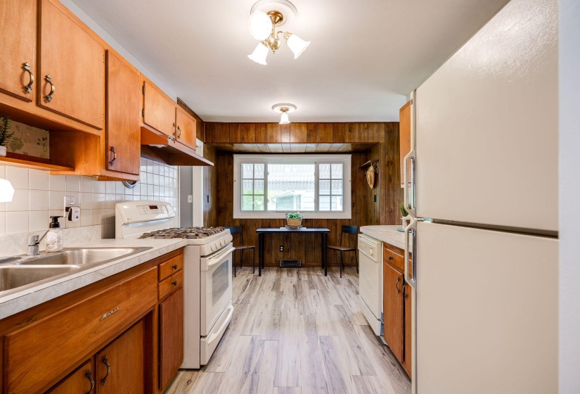 12-web-or-mls-110-whispering-dr