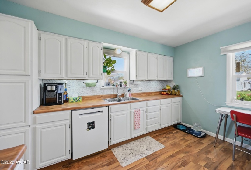 814 Nixon Avenue, Lima, Ohio, 3 Bedrooms Bedrooms, ,1 BathroomBathrooms,Residential,For Sale,Nixon,307001