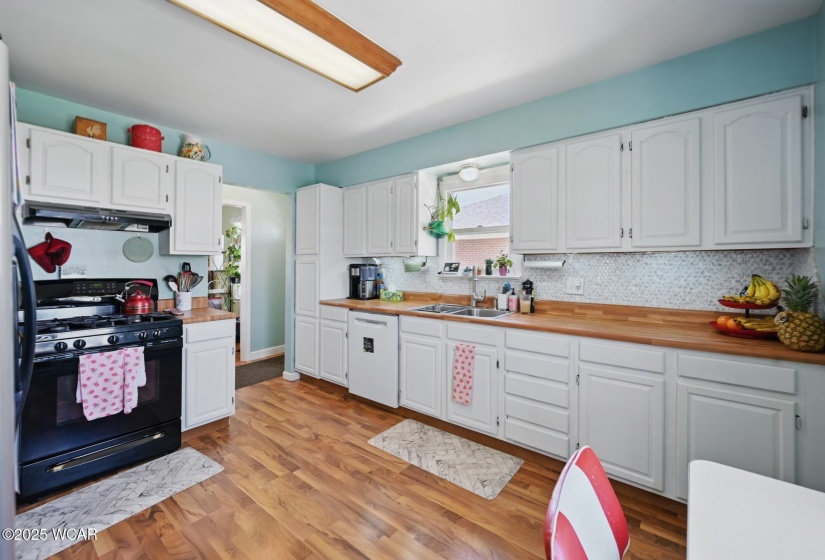 814 Nixon Avenue, Lima, Ohio, 3 Bedrooms Bedrooms, ,1 BathroomBathrooms,Residential,For Sale,Nixon,307001