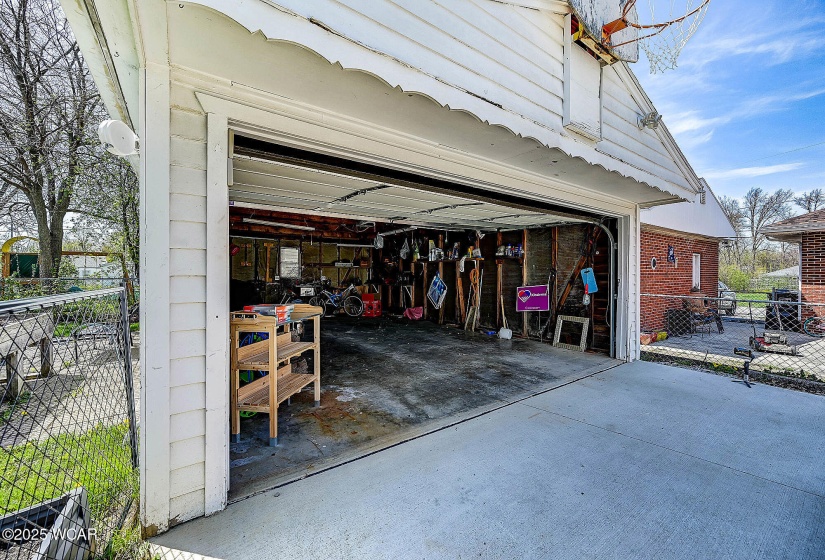 814 Nixon Avenue, Lima, Ohio, 3 Bedrooms Bedrooms, ,1 BathroomBathrooms,Residential,For Sale,Nixon,307001