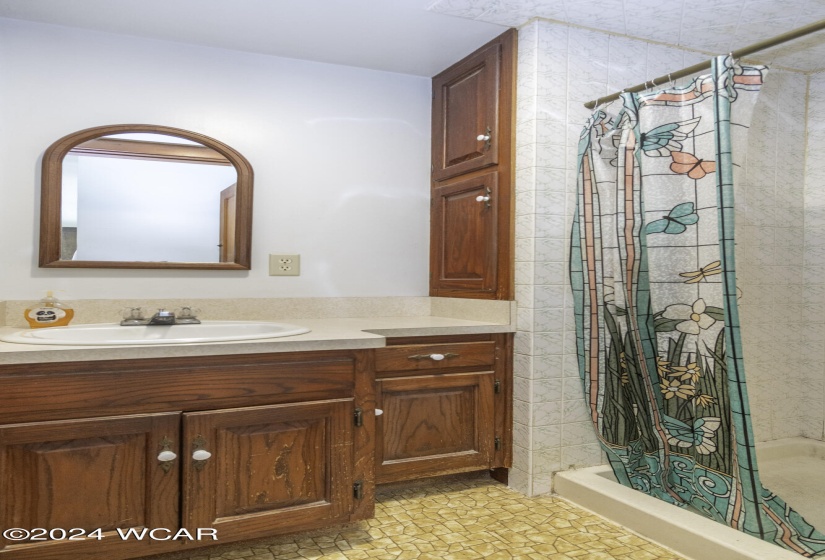 607 Ash Street, Piqua, Ohio, 4 Bedrooms Bedrooms, ,2 BathroomsBathrooms,Residential,For Sale,Ash,305442