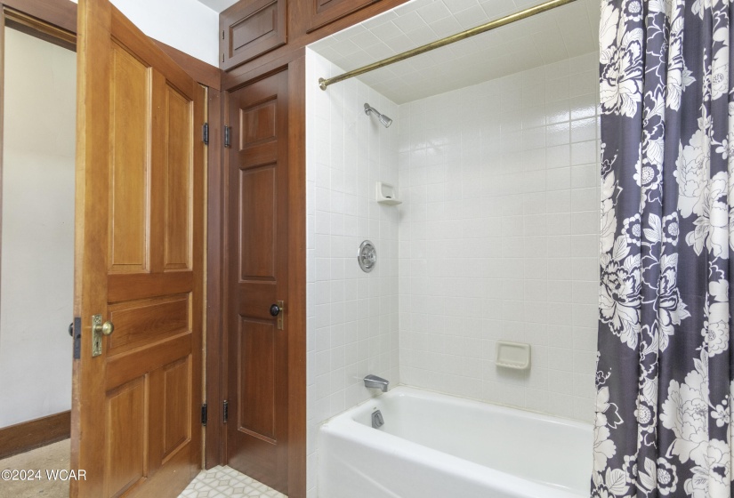 607 Ash Street, Piqua, Ohio, 4 Bedrooms Bedrooms, ,2 BathroomsBathrooms,Residential,For Sale,Ash,305442