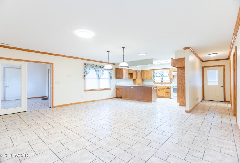 1898 Creekside Court, Sidney, Ohio, 3 Bedrooms Bedrooms, ,3 BathroomsBathrooms,Residential,For Sale,Creekside,306828