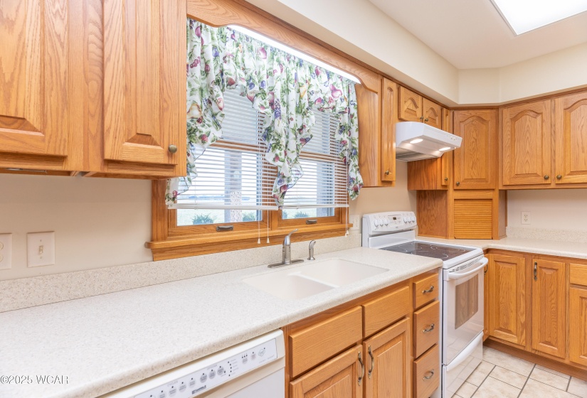 1898 Creekside Court, Sidney, Ohio, 3 Bedrooms Bedrooms, ,3 BathroomsBathrooms,Residential,For Sale,Creekside,306828