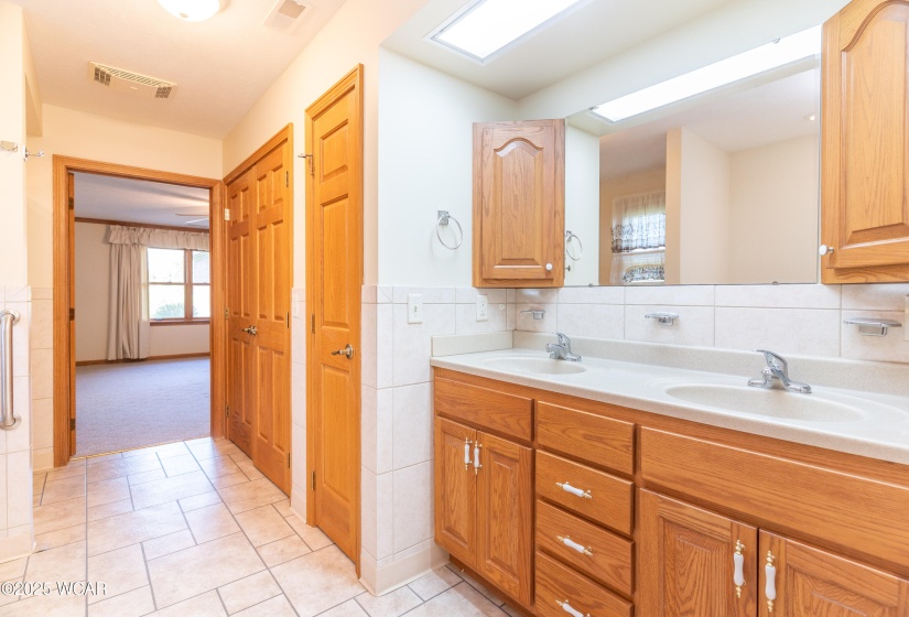 1898 Creekside Court, Sidney, Ohio, 3 Bedrooms Bedrooms, ,3 BathroomsBathrooms,Residential,For Sale,Creekside,306828
