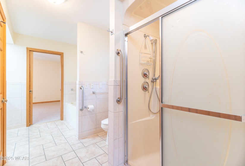 1898 Creekside Court, Sidney, Ohio, 3 Bedrooms Bedrooms, ,3 BathroomsBathrooms,Residential,For Sale,Creekside,306828