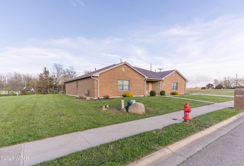 1898 Creekside Court, Sidney, Ohio, 3 Bedrooms Bedrooms, ,3 BathroomsBathrooms,Residential,For Sale,Creekside,306828