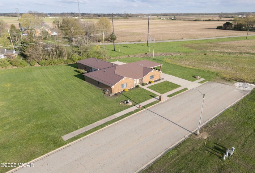 1898 Creekside Court, Sidney, Ohio, 3 Bedrooms Bedrooms, ,3 BathroomsBathrooms,Residential,For Sale,Creekside,306828