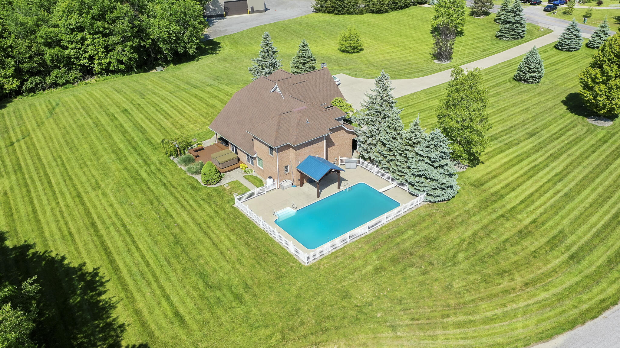 792 County Road 5 N, Zanesfield, Ohio 43360
