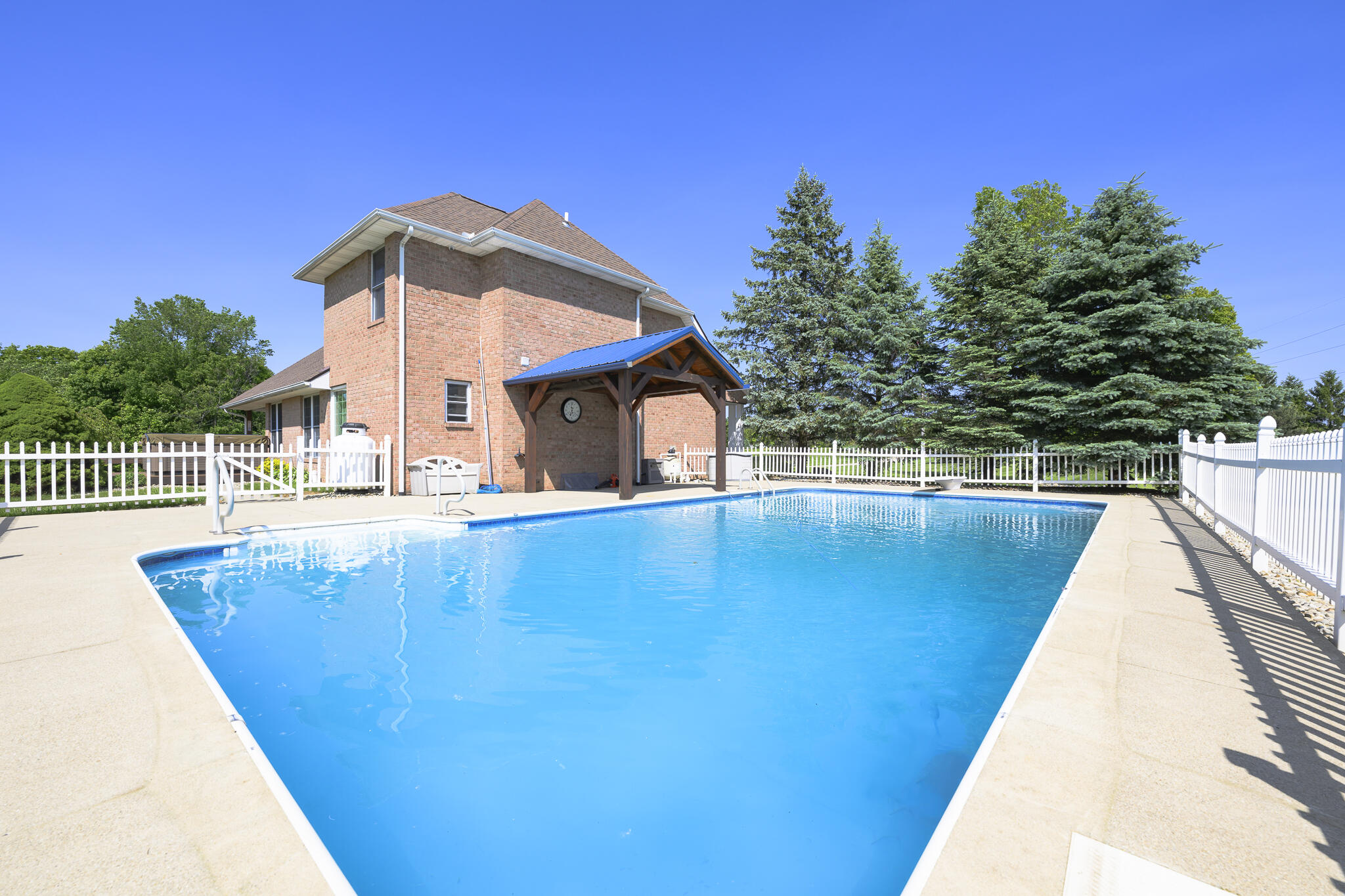 792 County Road 5 N, Zanesfield, Ohio 43360