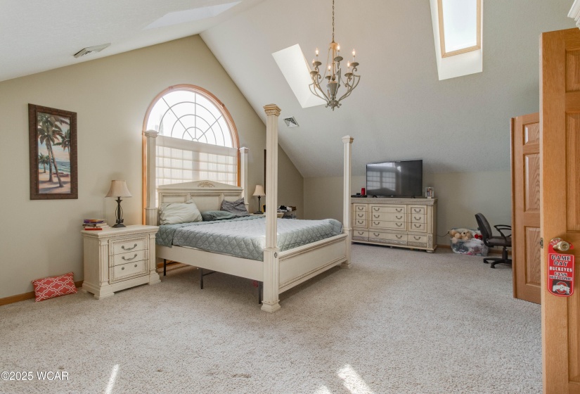 200 Fraunfelter Road, Lima, Ohio, 5 Bedrooms Bedrooms, ,3 BathroomsBathrooms,Residential,For Sale,Fraunfelter,307005