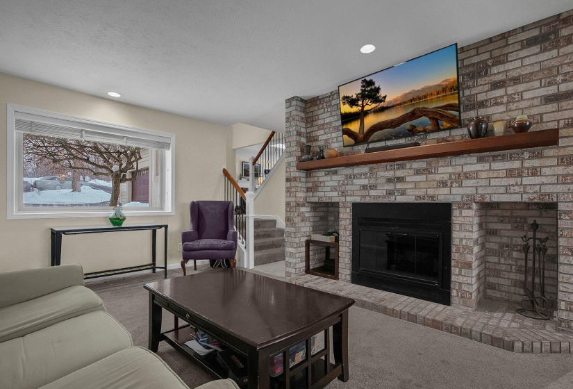 9-web-or-mls-1395-chickasaw-dr