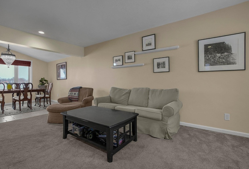 8-web-or-mls-1395-chickasaw-dr