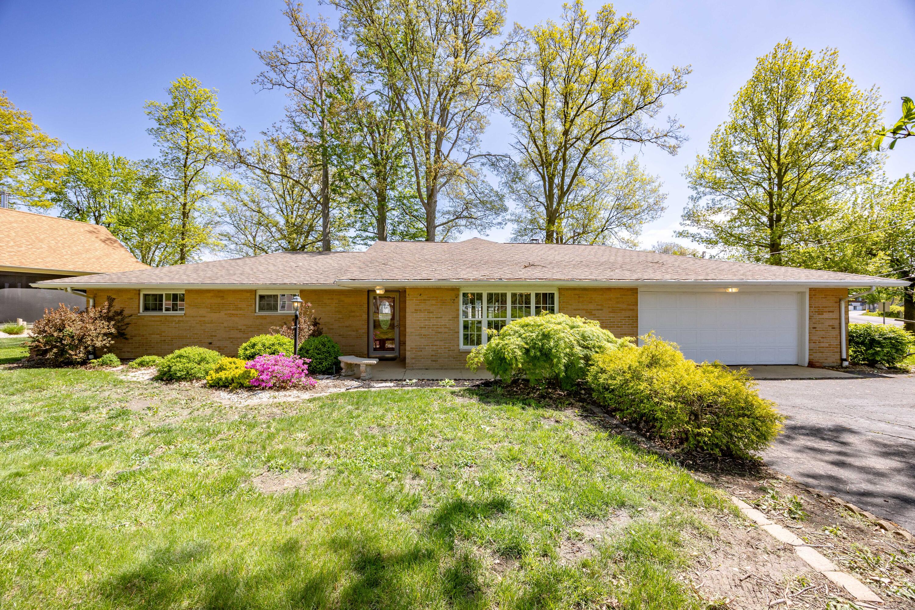 9342 State Route 368, Huntsville, Ohio 43324