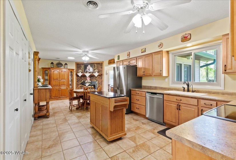 9184 State Route 47, De Graff, Ohio, 3 Bedrooms Bedrooms, ,2 BathroomsBathrooms,Residential,For Sale,State Route 47,307010
