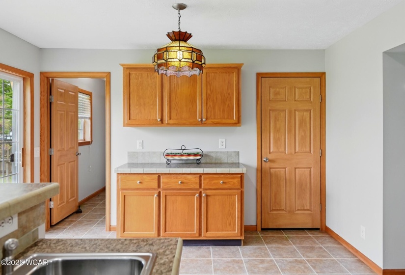 914 Howard Street, Findlay, Ohio, 3 Bedrooms Bedrooms, ,2 BathroomsBathrooms,Residential,For Sale,Howard,307012