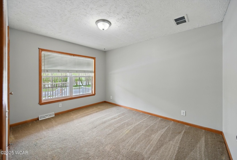914 Howard Street, Findlay, Ohio, 3 Bedrooms Bedrooms, ,2 BathroomsBathrooms,Residential,For Sale,Howard,307012