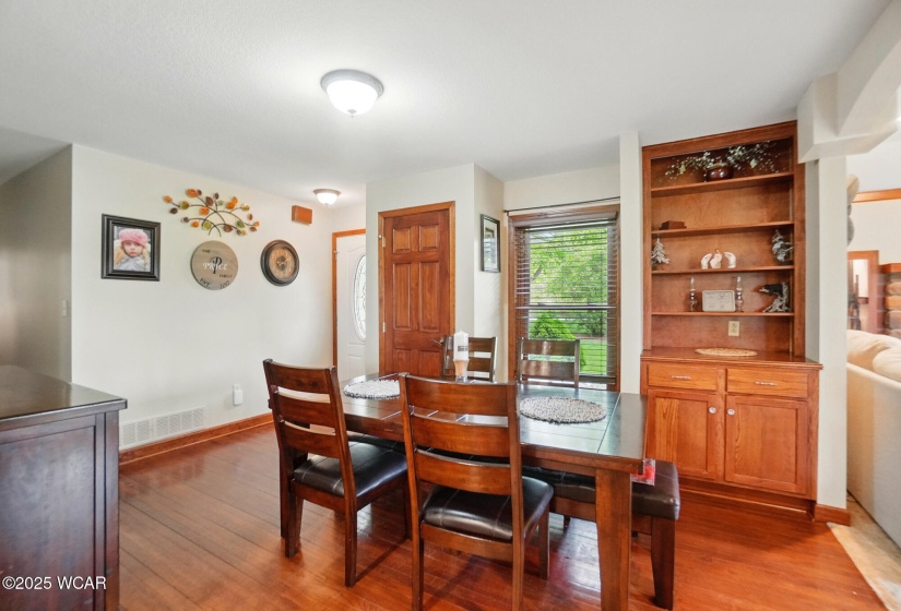 11787 County Road 180, Findlay, Ohio, 3 Bedrooms Bedrooms, ,2 BathroomsBathrooms,Residential,For Sale,County Road 180,307011