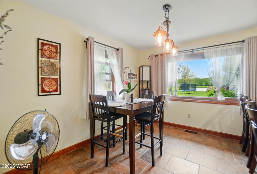 11787 County Road 180, Findlay, Ohio, 3 Bedrooms Bedrooms, ,2 BathroomsBathrooms,Residential,For Sale,County Road 180,307011