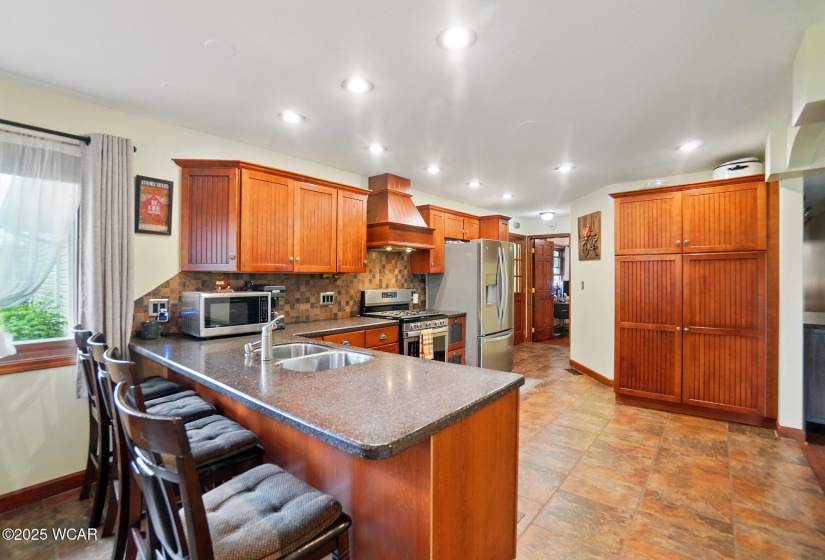 11787 County Road 180, Findlay, Ohio, 3 Bedrooms Bedrooms, ,2 BathroomsBathrooms,Residential,For Sale,County Road 180,307011