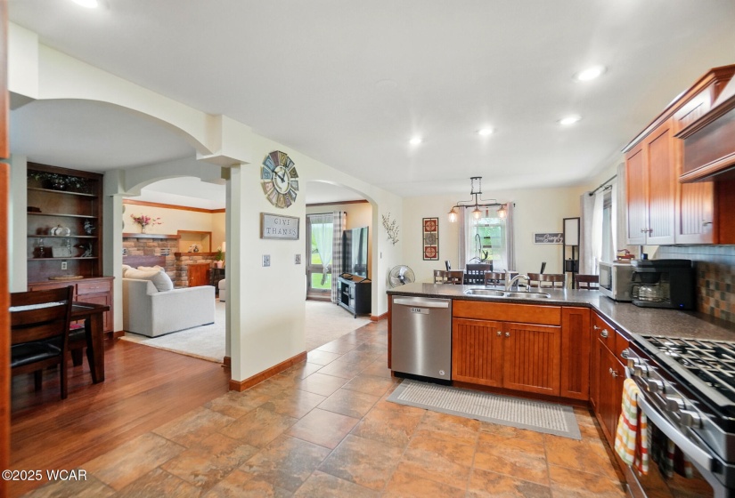 11787 County Road 180, Findlay, Ohio, 3 Bedrooms Bedrooms, ,2 BathroomsBathrooms,Residential,For Sale,County Road 180,307011