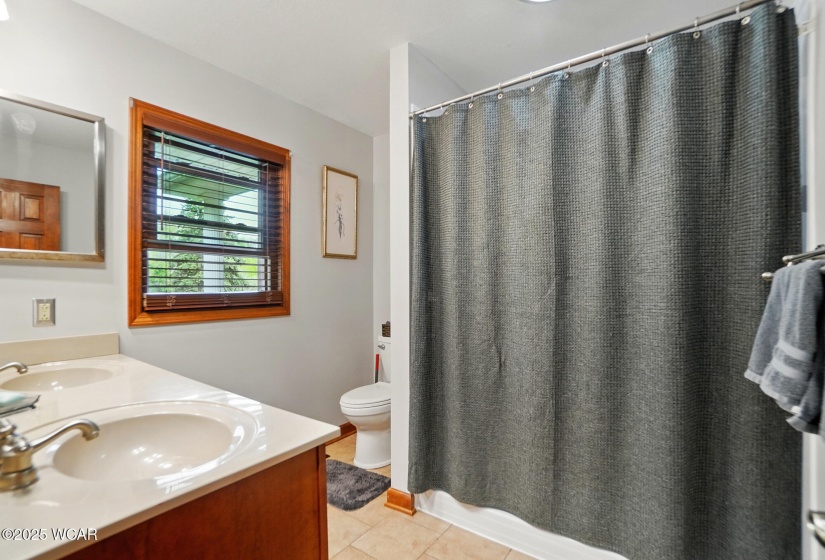 11787 County Road 180, Findlay, Ohio, 3 Bedrooms Bedrooms, ,2 BathroomsBathrooms,Residential,For Sale,County Road 180,307011