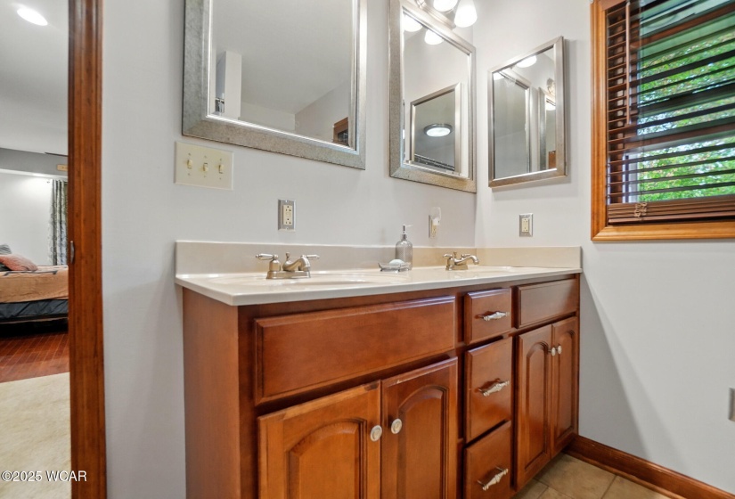 11787 County Road 180, Findlay, Ohio, 3 Bedrooms Bedrooms, ,2 BathroomsBathrooms,Residential,For Sale,County Road 180,307011