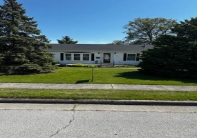 403 Washington Street, Wapakoneta, Ohio 45895, 3 Bedrooms Bedrooms, ,2 BathroomsBathrooms,Residential,For Sale,Washington,1038585