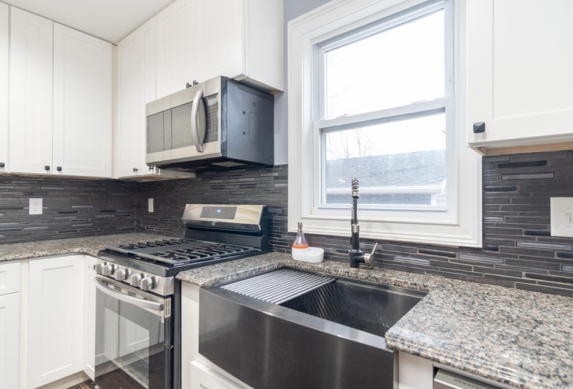 1758 W Hume, Lima-11