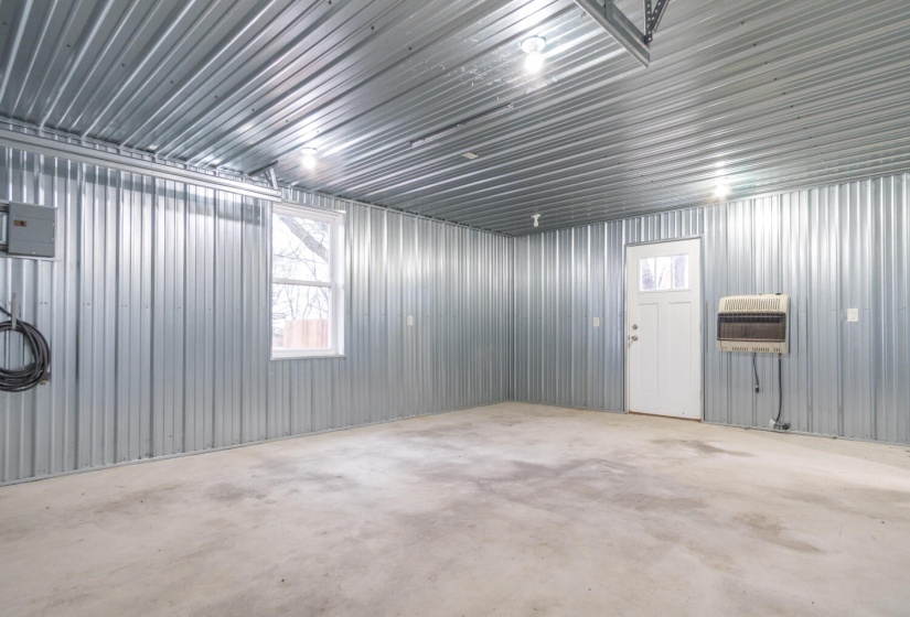 1758 W Hume, Lima-32