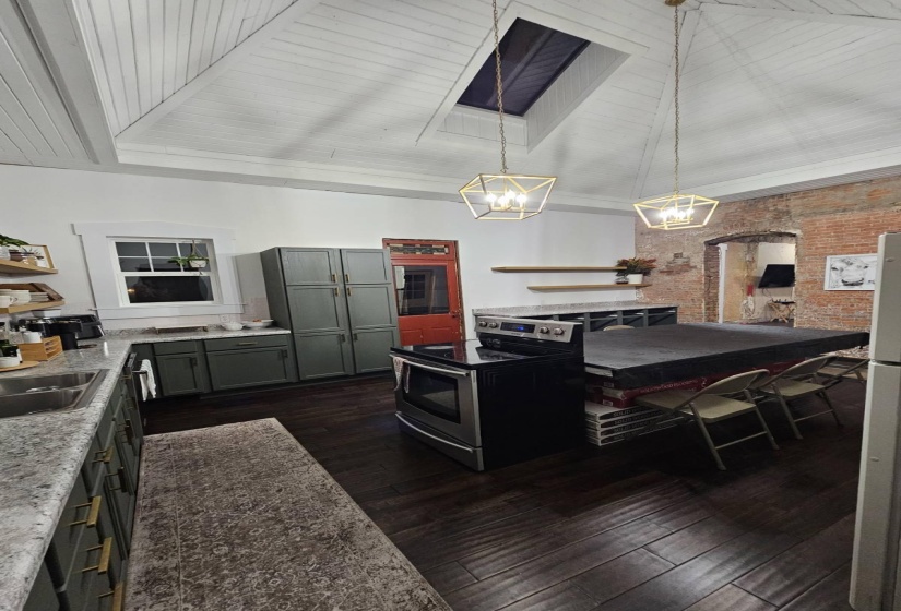 Kitchen2
