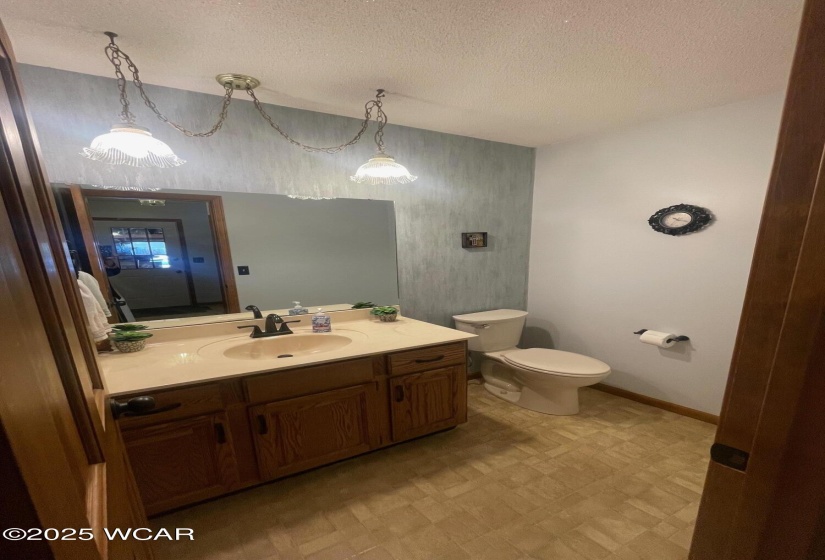 450 YALE AVENUE, Lima, Ohio, 3 Bedrooms Bedrooms, ,4 BathroomsBathrooms,Residential,For Sale,YALE AVENUE,306390