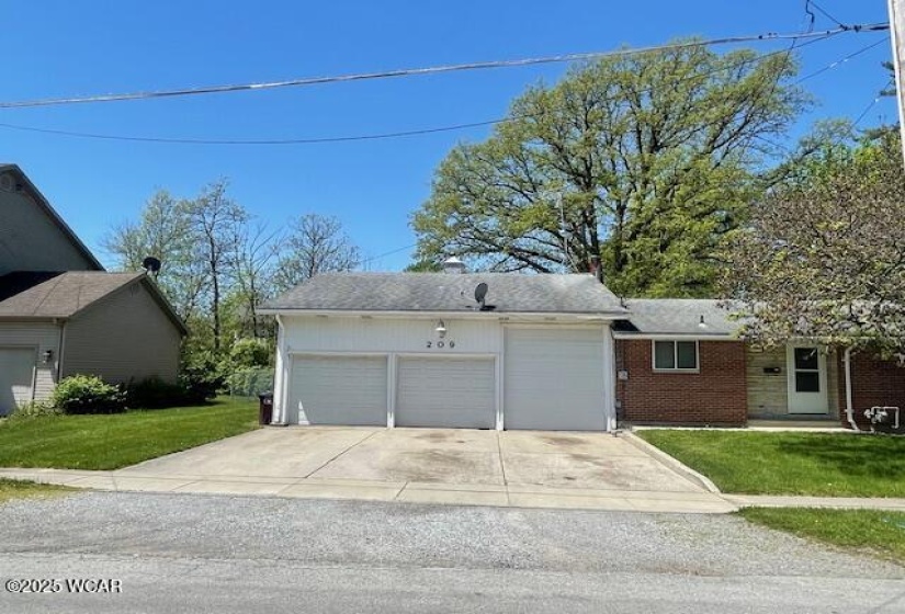 209 Kenilworth Avenue, Lima, Ohio, 3 Bedrooms Bedrooms, ,1 BathroomBathrooms,Residential,For Sale,Kenilworth,307023