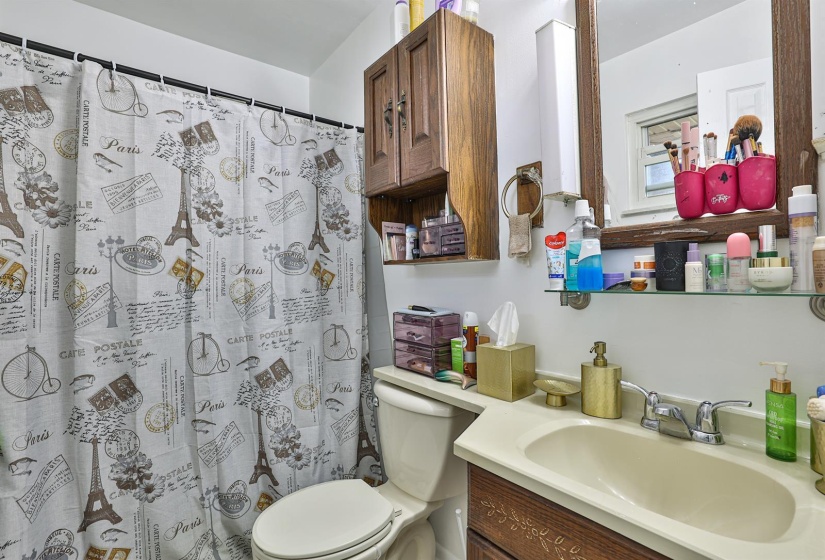 45-Primary-Bath