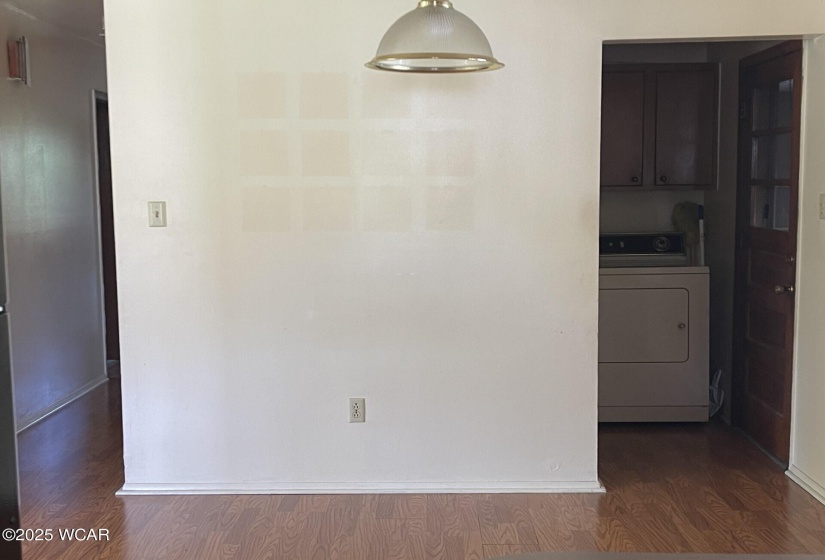 1570 Elm Street, Lima, Ohio, 3 Bedrooms Bedrooms, ,1 BathroomBathrooms,Residential,For Sale,Elm,307030