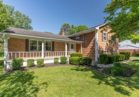 684 Barnhart Road, Troy, Ohio 45373, 4 Bedrooms Bedrooms, ,2 BathroomsBathrooms,Residential,For Sale,Barnhart,1038600