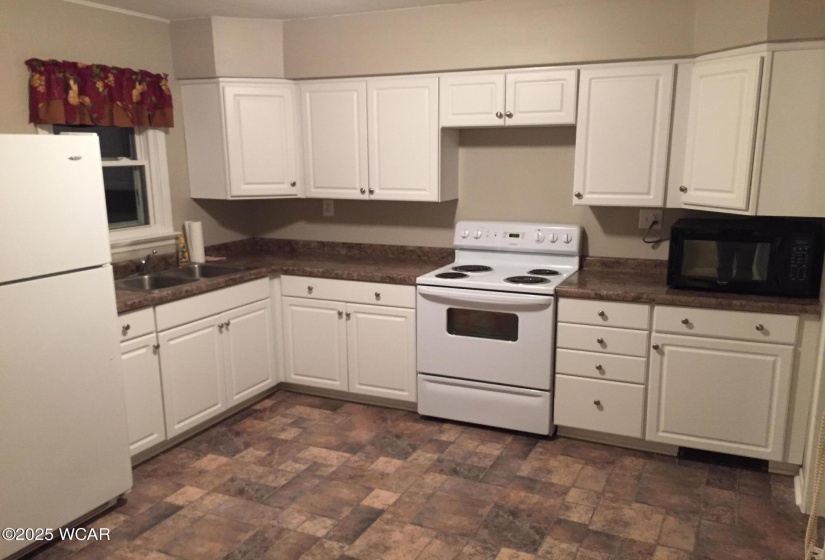 110 PEARL Street, Beaverdam, Ohio, 2 Bedrooms Bedrooms, ,1 BathroomBathrooms,Residential,For Sale,PEARL,307034