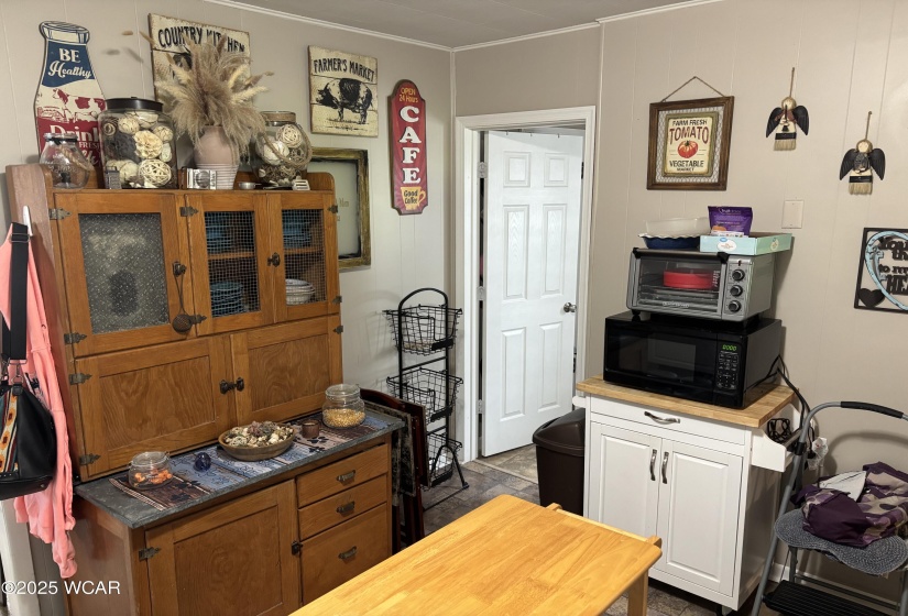 110 PEARL Street, Beaverdam, Ohio, 2 Bedrooms Bedrooms, ,1 BathroomBathrooms,Residential,For Sale,PEARL,307034