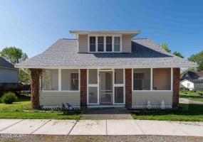 110 Main Street, Lafayette, Ohio, 3 Bedrooms Bedrooms, ,2 BathroomsBathrooms,Residential,For Sale,Main,307033