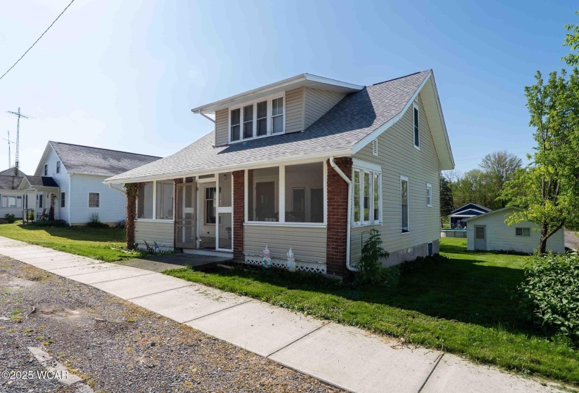 110 Main Street, Lafayette, Ohio, 3 Bedrooms Bedrooms, ,2 BathroomsBathrooms,Residential,For Sale,Main,307033