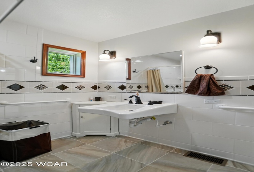 23673 Road 148, Oakwood, Ohio, 7 Bedrooms Bedrooms, ,3 BathroomsBathrooms,Residential,For Sale,Road 148,307039