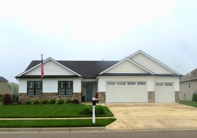 546 Loxley Lane, Troy, Ohio 45373, 2 Bedrooms Bedrooms, ,2 BathroomsBathrooms,Residential,For Sale,Loxley,1038620