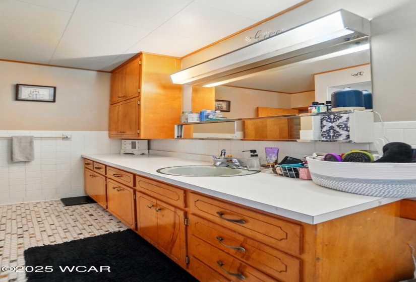 611 Woodland Avenue, Van Wert, Ohio, 4 Bedrooms Bedrooms, ,1 BathroomBathrooms,Residential,For Sale,Woodland,307052