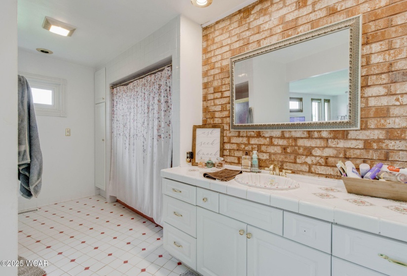 4275 Waynesfield Road, Harrod, Ohio, 4 Bedrooms Bedrooms, ,3 BathroomsBathrooms,Residential,For Sale,Waynesfield,306890