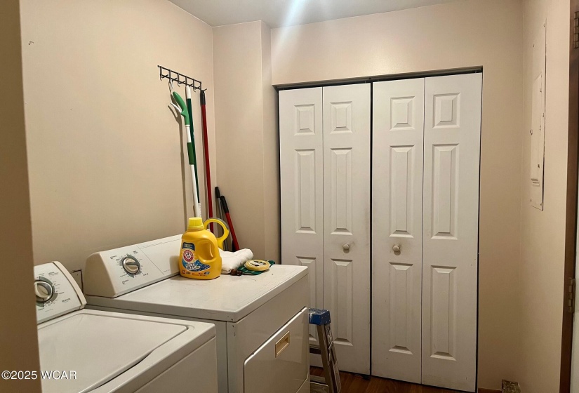1121 Bahama Drive, Lima, Ohio, 3 Bedrooms Bedrooms, ,1 BathroomBathrooms,Residential,For Sale,Bahama,307057